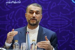 تا لغو تحریم‌ها مذاکرات را با رعایت خطوط قرمز دنبال می‌کنیم/ آمریکایی‌ها نسبت به توافقات متعهد نیستند