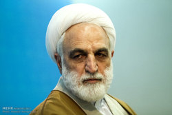 مشکلات را به نحوی مطرح نکنیم که مورد سوء استفاده دشمن قرار بگیرد