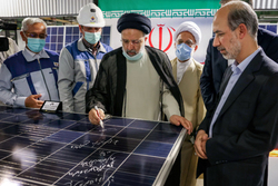 برق خورشید از خمین وصل می‌شود