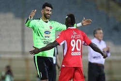 توافق نهایی پرسپولیس با مهاجم بی‌انضباط دوران برانکو