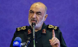 تشکر فرمانده سپاه از همکاران برای امدادرسانی در هرمزگان