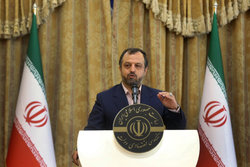 خاندوزی: تورم تیرماه نسبت به خرداد کاهش قابل ملاحظه‌ای داشت