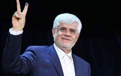 زمزمه‌های اولین داوطلب نامزدی در انتخابات ۱۴۰۴