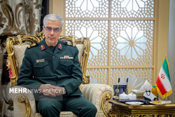 باقری «آیین‌­نامه حفاظت و مرمت یادمان‌های دفاع مقدس» را ابلاغ کرد