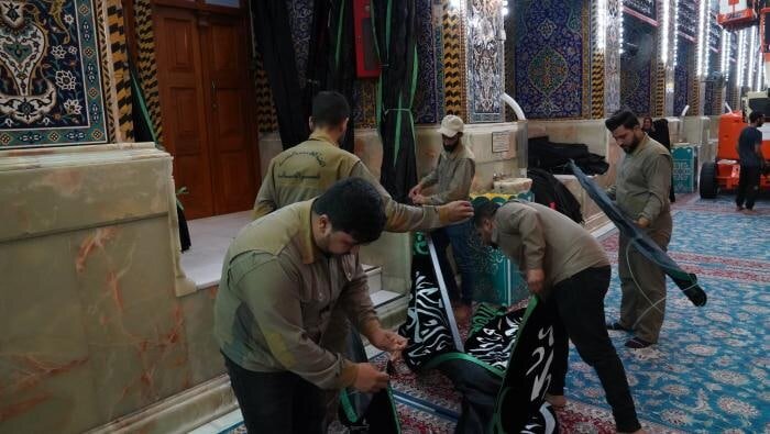 حرم مطهر امام حسین (ع) سیاه پوش شد حرم مطهر امام حسین (ع) سیاه پوش شد