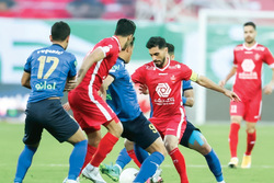 خطر تعلیق لیگ فوتبال را جدی بگیرید