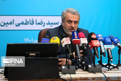 ثبت کد رهگیری روی کالاها قدمی موثر برای مبارزه با قاچاق است/ تولید خودروی ناقص به صفر رسیده است