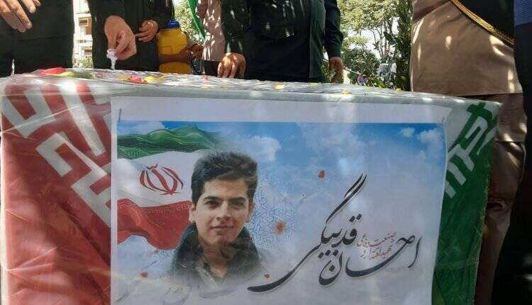 ریختن خون این دانشجوی دانشگاه شریف حلال است! ریختن خون این دانشجوی دانشگاه شریف حلال است!