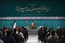 دیدار ۵۰۰ نخبه کشوری با مقام معظم رهبری