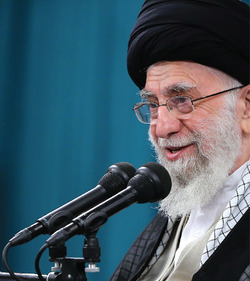 ۴۰ سال است وعده فروپاشی دوماهه می‌دهند!