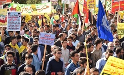 حضور معنادار مردم ایران در راهپیمایی ۱۳ آبان/‌ خط و نشان راهپیمایان برای  آمریکا و ‌اغتشاشگران‌ 