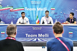 جهانبخش، کریم و بیرو توی دهان خبرنگار انگلیس زدند