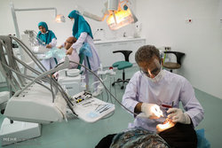 پشت پرده واردات ۴۵۰۰ یونیت دندانپزشکی