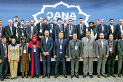 «اوآنا» ایستاده در برابر انحصارطلبی رسانه‌ای غرب