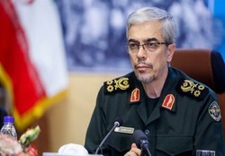 مسئولان همه توان خود را برای افزایش رضایت‌مندی مردم به کار بگیرند