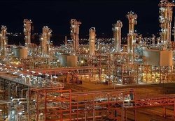 احتمال تعطیلی برخی از پتروشیمی‌ها با افزایش محدودیت گاز