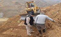 کشف پیراهن پرسپولیس و استقلال در جریان تفحص های اخیر