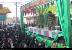 ‌‌استقبال باشکوه مازندرانی‌ها از کاروان شهدای گمنام/ تشییع ۱۴ شهید گمنام در بابل