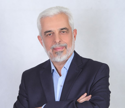 فرزندانمان در اقیانوس اطلاعات سرگردان رها شده‌اند