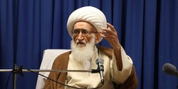 مشکلات کشور باید با همفکری و اتحاد مسئولان حل شود