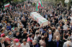 حرمله‌های زمان اسلحه روی زائران کشیدند