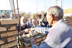 زلزله‌زدگان خوی نگران دریافت تسهیلات نباشند