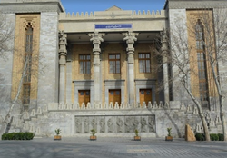 احضار سفیر فرانسه به وزارت امور خارجه