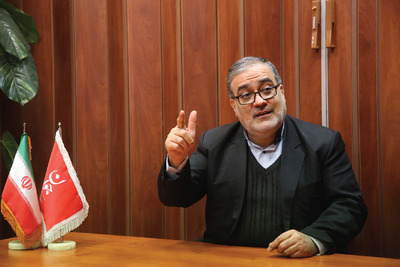 ۲۰۰ حزب داریم، اما دولتمرد و حکمران تربیت نمی‌کنند!