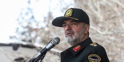 هر فردی که بخواهد وحدت ارتش و سپاه را خدشه‌دار کند، منافق است