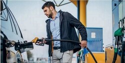 اختصاص یارانه ۱۵ لیتری بنزین به کار کارشناسی نیاز دارد