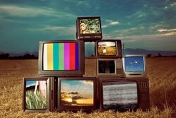 نگاهی به فیلم‌های سینمایی و تلویزیونی در ۱۴ و ۱۵ دی ۱۴۰۲