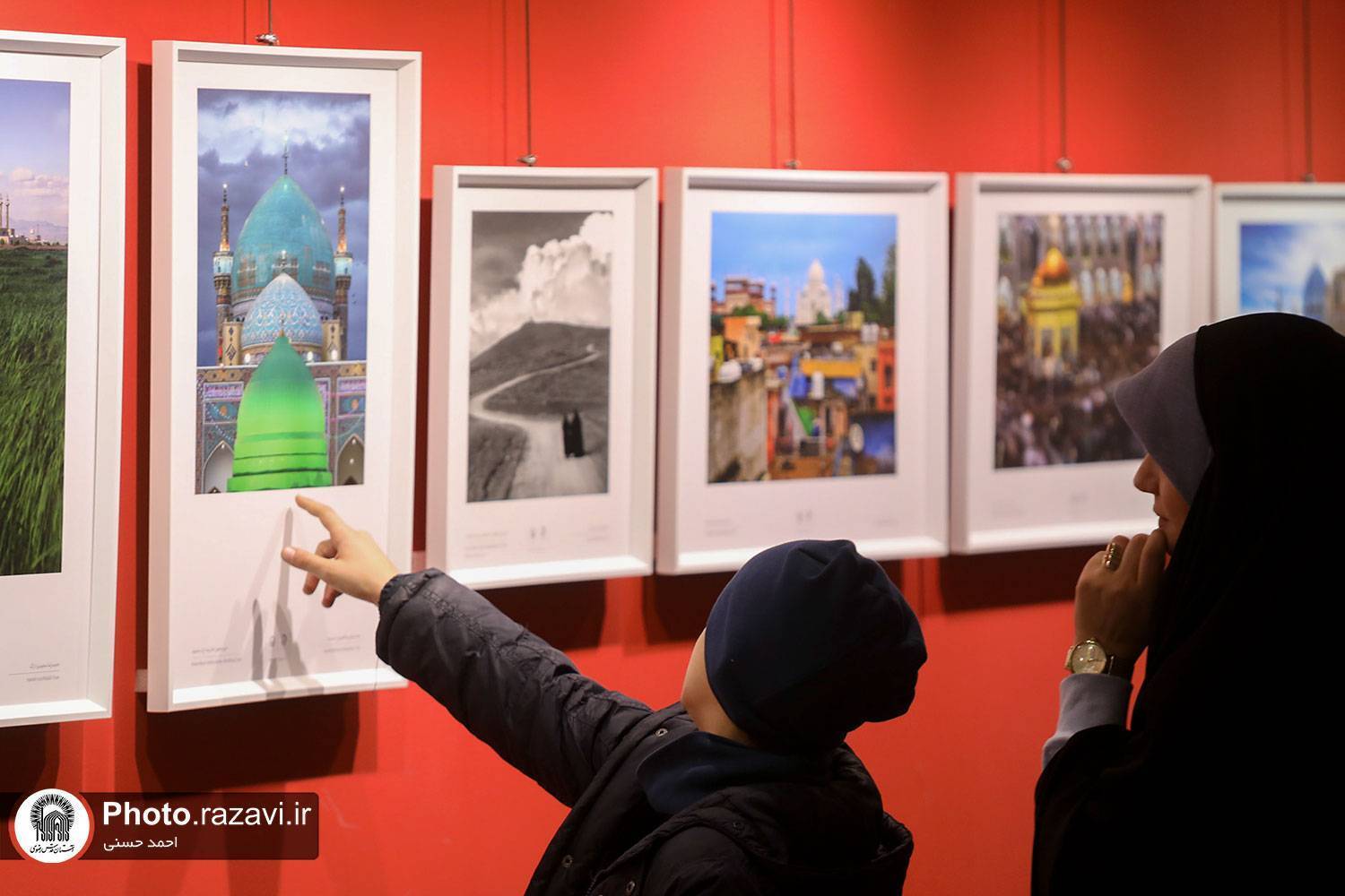 افتتاح نمایشگاه آثار جشنواره بین‌المللی عکس مزارات