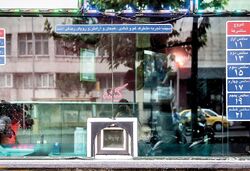 سینمای ایران و معضلِ همیشگی گران کردن بلیت سینما/ چرا این افزایش قیمت‌ها دردی از سینمای ایران دوا نمی‌کند؟