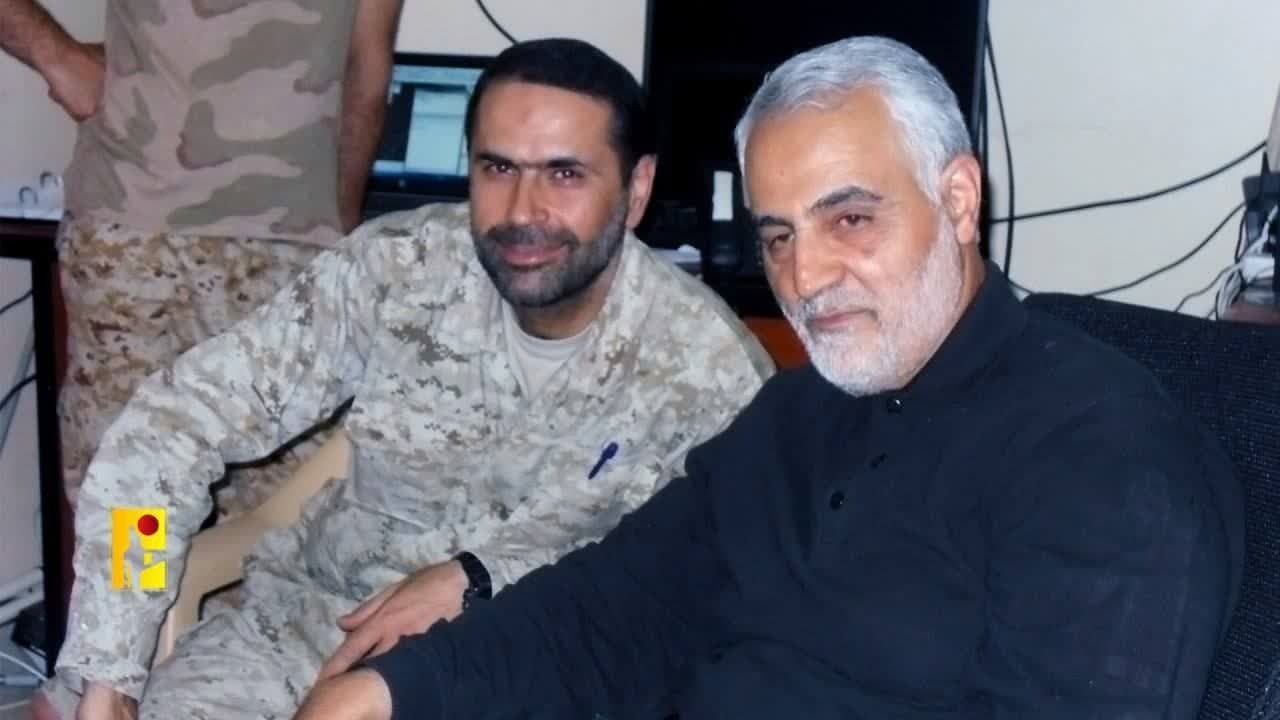 عکسی از حاج جواد، فرمانده ترور شده تیپ رضوان حزب‌الله، و حاج قاسم سلیمانی