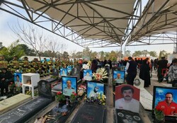 هفتمین سالگرد شهادت آتشنشانان حادثه ساختمان پلاسکو برگزار شد + تصاویر