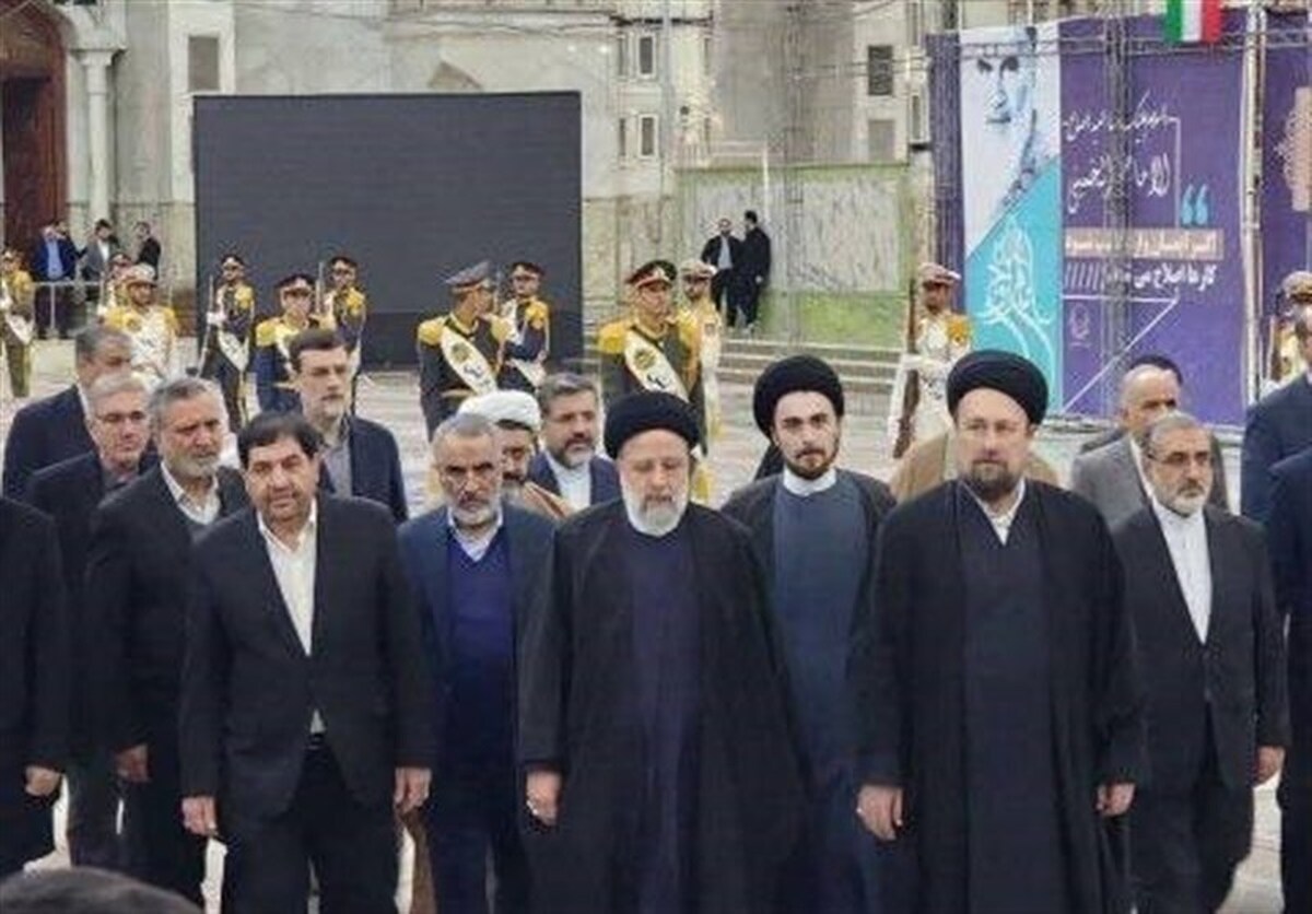  تجدید میثاق رئیس‌جمهور و هیئت دولت با آرمان‌های امام خمینی