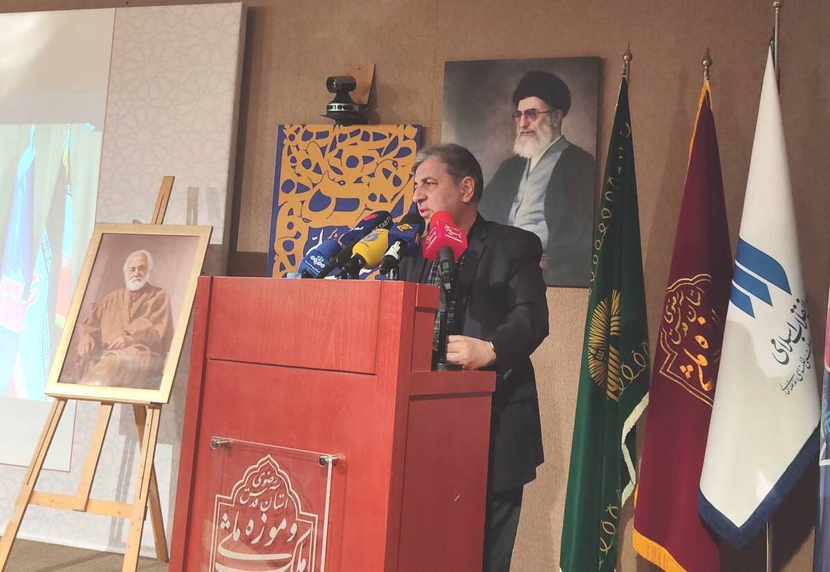 موسی نجفی: اشتباه شاه این بود که تخت‌جمشید را مقابل حرم امام رضا (ع) قرار داد