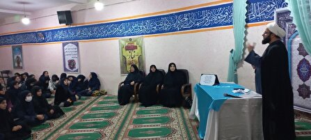 اقامه نماز در جامعه موجب مصون ماندن در برابر آسیب های اجتماعی است