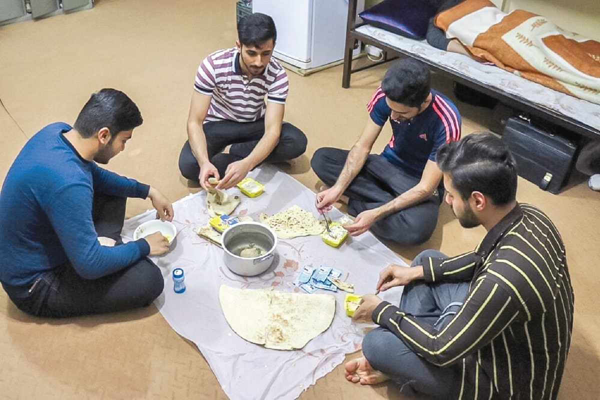 پول غذای دانشجویان را نداریم!