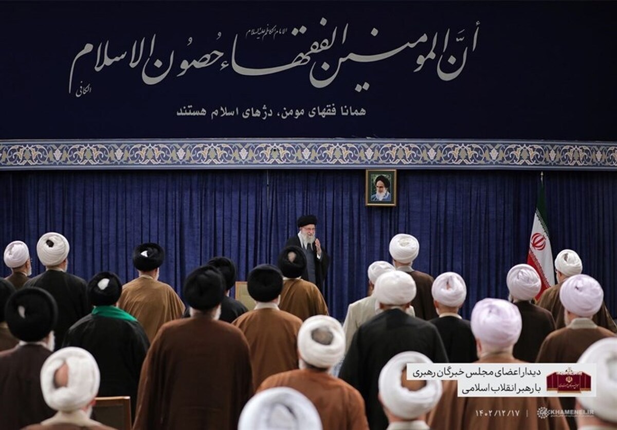 رهبر انقلاب در دیدار اعضای خبرگان: نمایندگان جدید مراقب باشند کام ملت و فضای سیاسی کشور تلخ نشود
