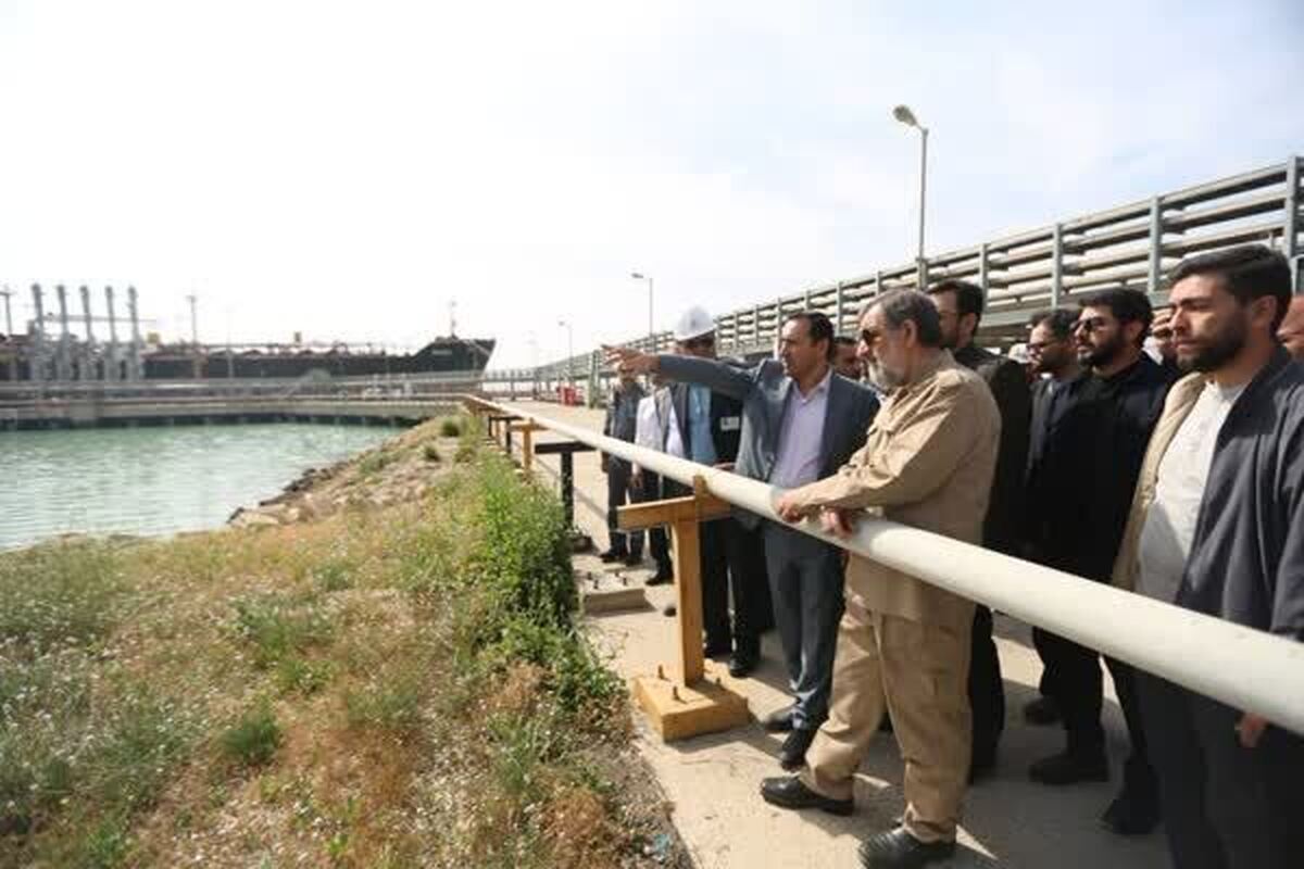 محسن رضایی: امکان افزایش ۸ میلیارد دلاری درآمد کشور از محصولات پتروشیمی وجود دارد