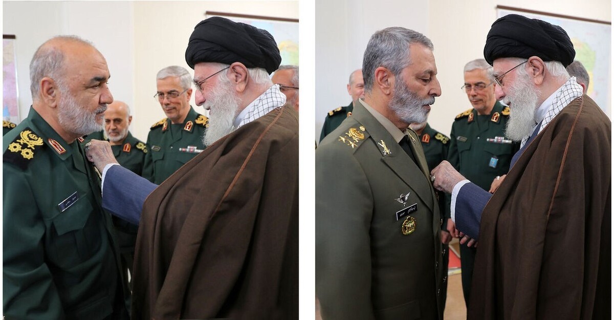 اعطای نشان فتح به فرماندهان کل ارتش و سپاه
