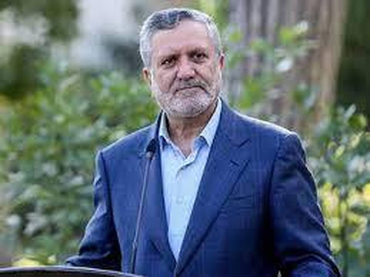 پیشنهاد افزایش ۲۲ درصدی دستمزد کارگران برای ۱۴۰۳ از سوی وزیر کار