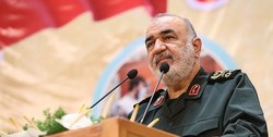 سرلشکر سلامی درگذشت «حاج محمد ضیایی» پدر سه شهید را تسلیت گفت