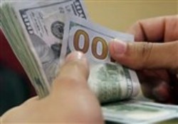 حجاج ۵۰۰ دلار ارز می گیرند
