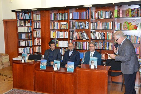 «بابا نفسی» بچه‌های اینستا گرامی کیست؟ / روایتی جذاب از سفیرشهید فاجعه مِنا!