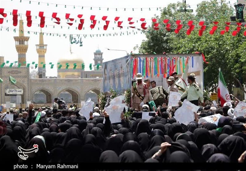 آخرین زیارت شهدای حمله تروریستی سراوان در حرم امام رضا (ع) آخرین زیارت شهدای حمله تروریستی سراوان در حرم امام رضا (ع)