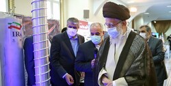 رهبر معظم انقلاب از نمایشگاه دستاوردهای صنعت هسته‌ای کشور بازدید کردند