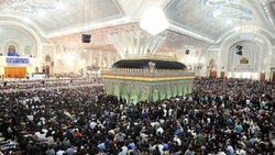 ثبت نام زائران مرقد امام(ره) در رده های بسیج چهارمحال و بختیاری