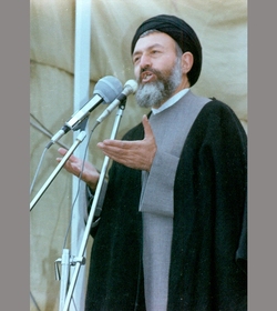 هم سازش خیانتکارانه را طرد می‌کنم هم سازش مصلحت‌اندیشانه را!